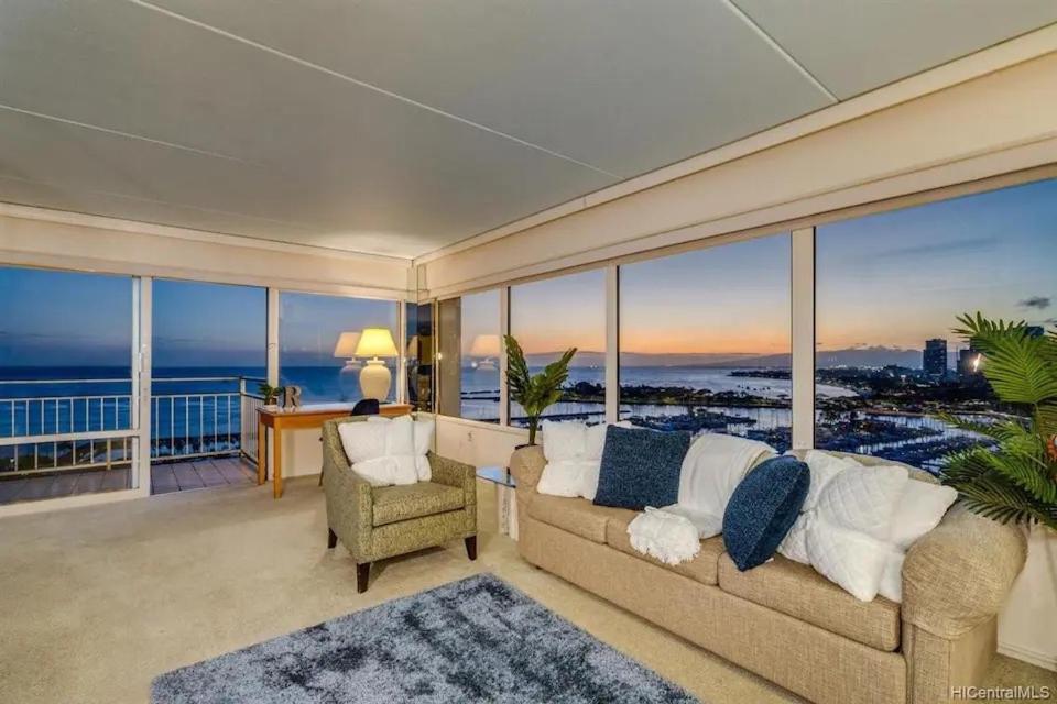 Ilikai #1743 Panoramic Views On Waikiki Beach Aparthotel Honolulu Exteriör bild